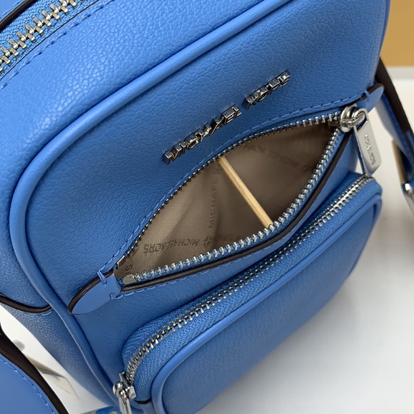 MICHAEL KORS Jet Set Medium Leather Crossbody Bag Flight Sth Pacific NWT - Picture 7 of 16